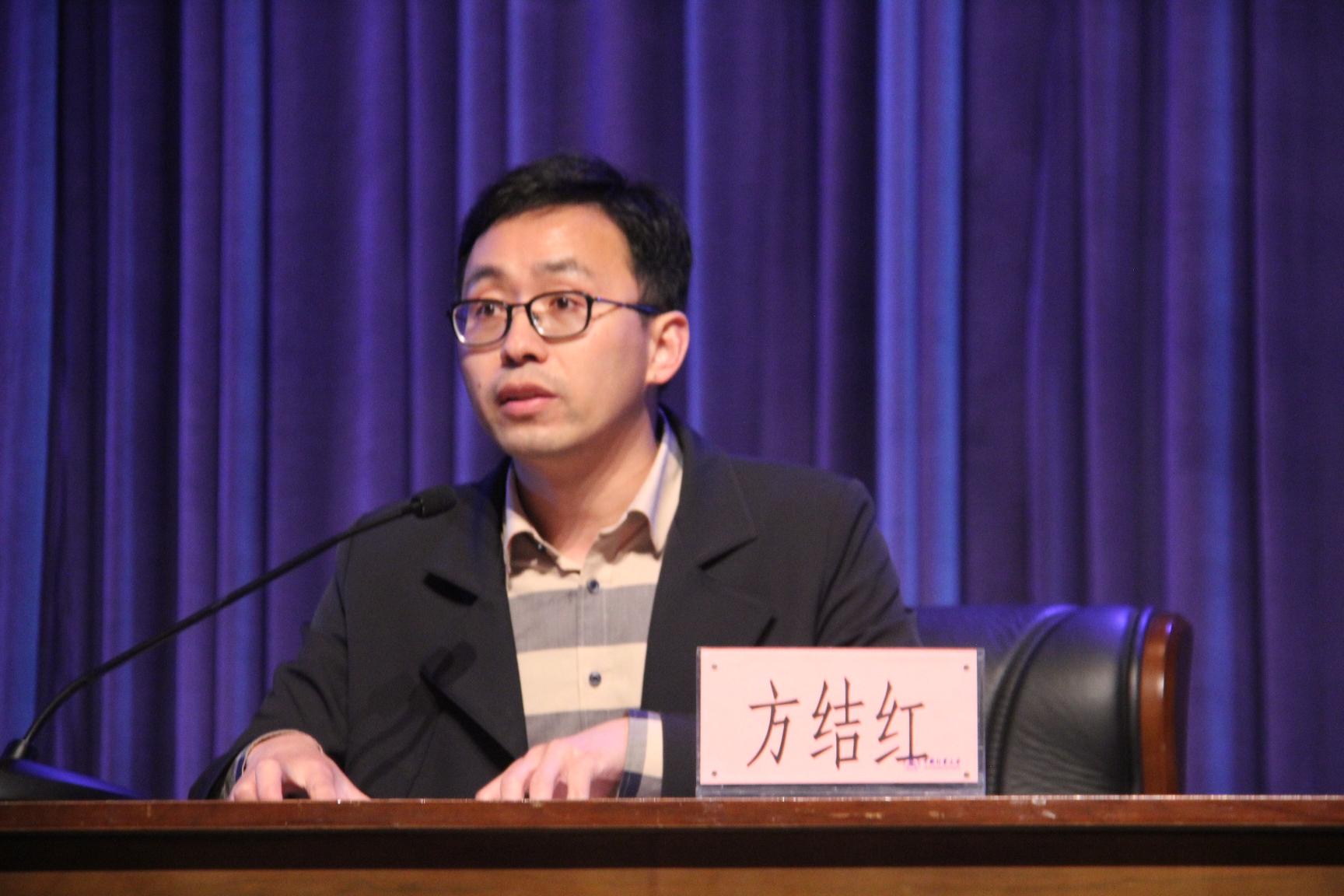 4月24日中午,体军部在嘉量大会堂组织召开了2023年省学生体质健康测试动员大会,副校长金尚忠、抽测学院领导、体军部党政领导及负责教师和全体参测学生参加了动员大会。